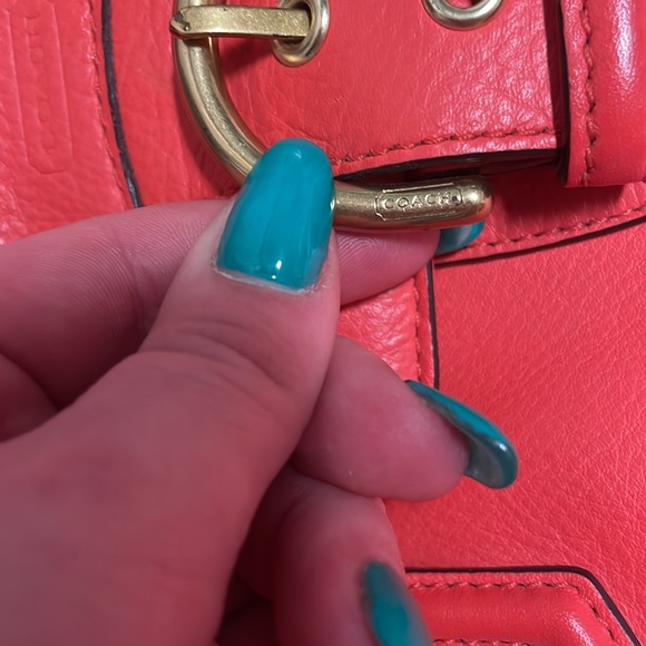 Genuine Leather Coral Coach Bag - Picture 6 of 8